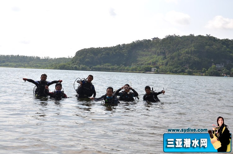 湖光岩潜水